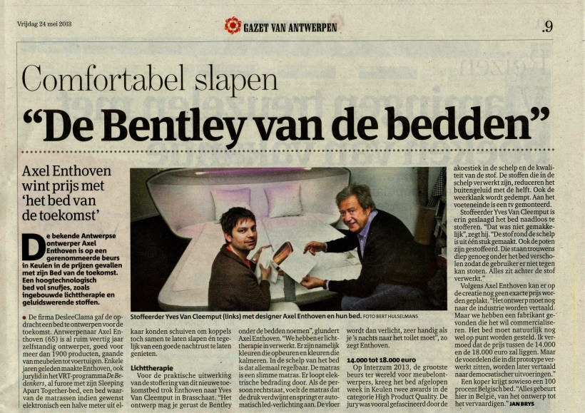 axel enthoven (designer), hier samen met yves van cleemput (stoffereerder)