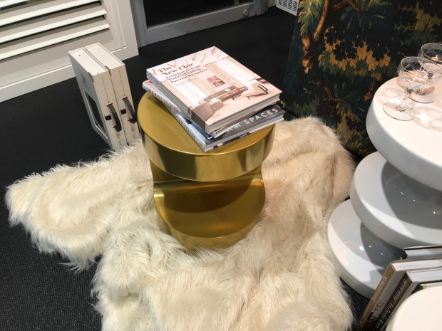 Yves Van Cleemput Interieur - ETALAGE